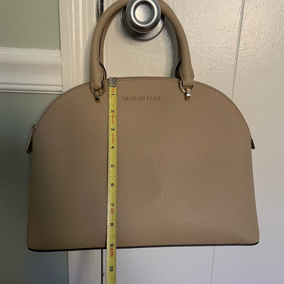 Michael Kors Bag - Picture 2 of 7
